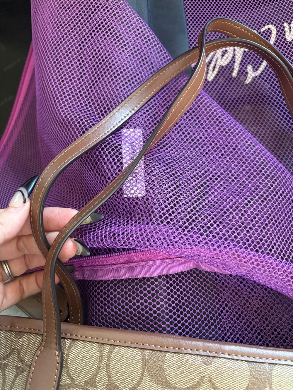 Coach Large City Tote - Picture 5 of 11